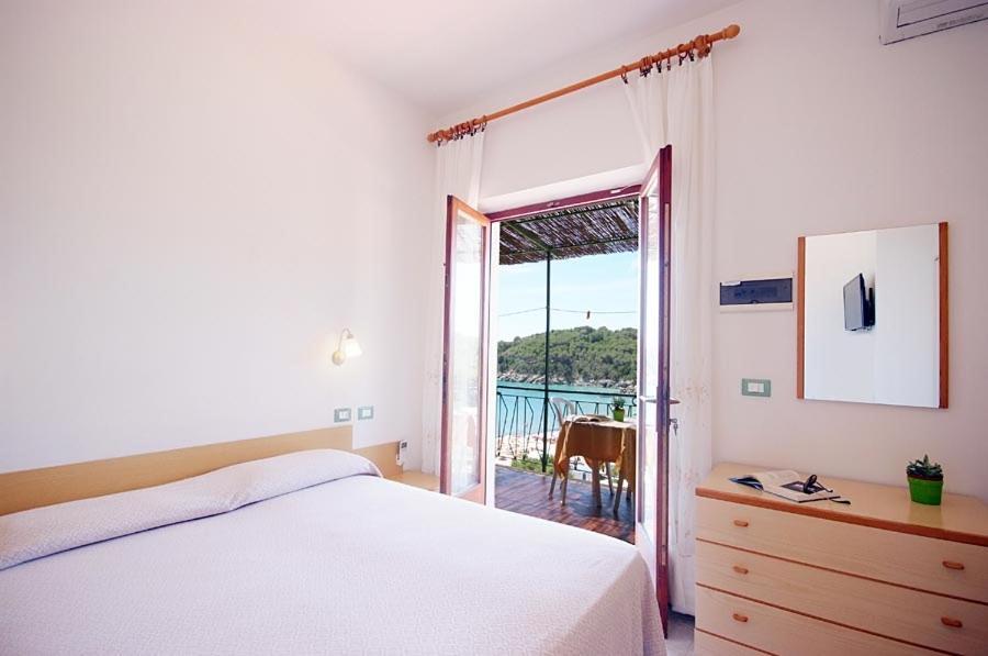 Hotel Alma Fetovaia Ngoại thất bức ảnh
