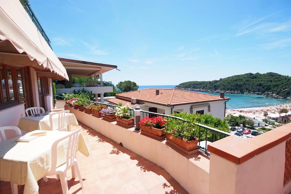 Hotel Alma Fetovaia Ngoại thất bức ảnh
